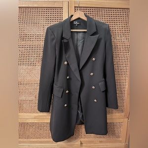 Lulu black blazer
